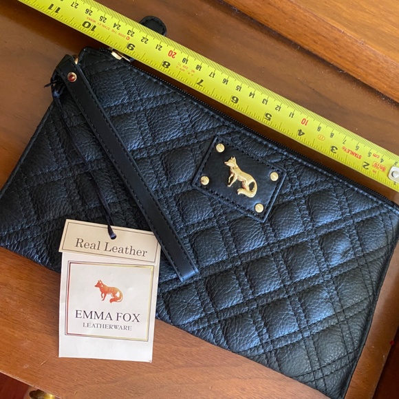 NWT Black Clutch Wristlet Emma Fox Leatherware - Picture 2 of 4